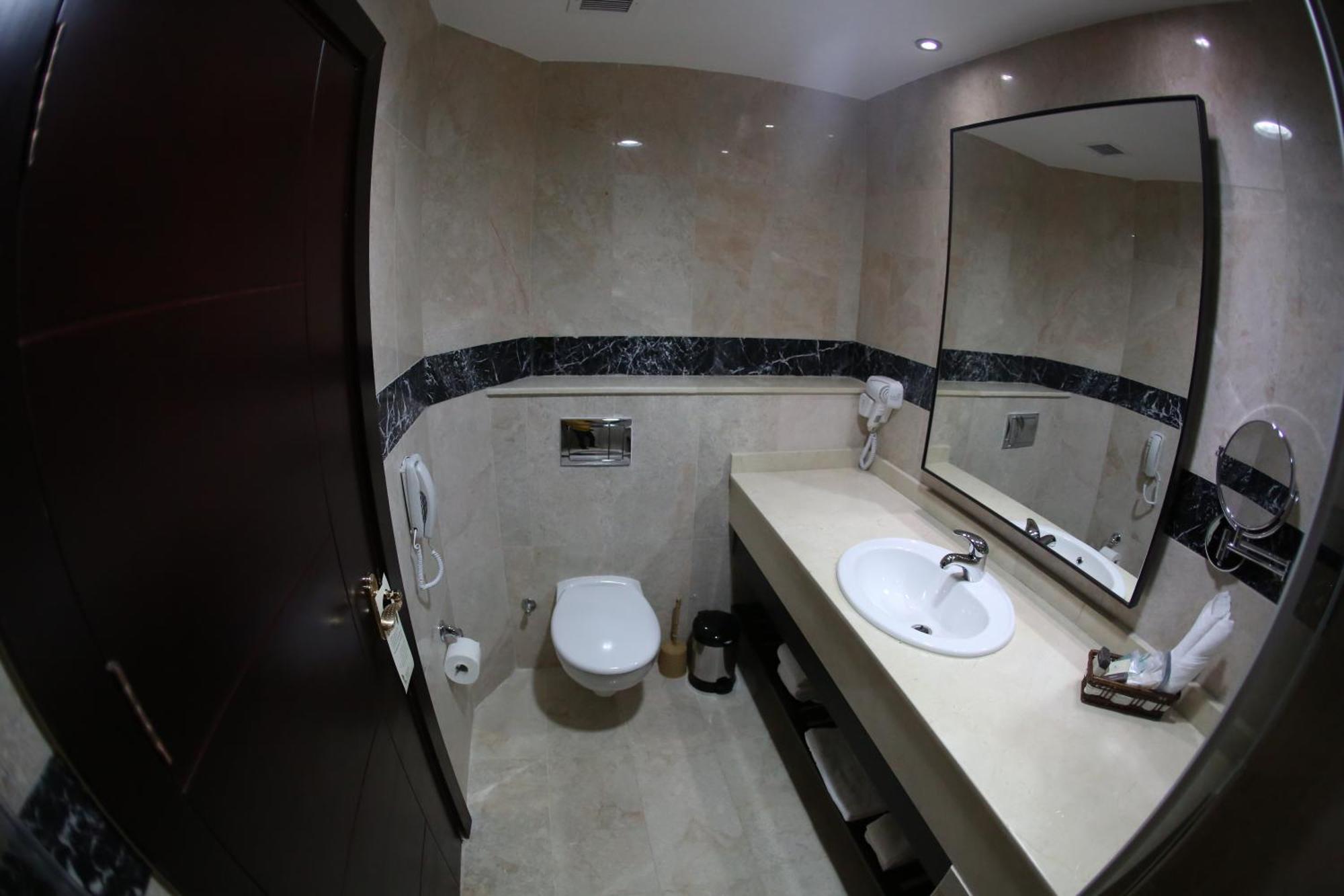 Palestine Plaza Hotel ラマッラ 部屋 写真